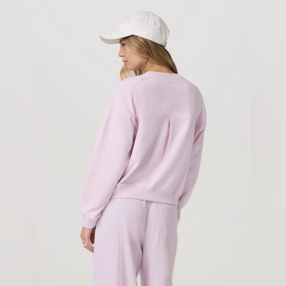 NWT Vuori Sedona Seams Crew Sweatshirt XS $108 Lilac Breeze SOLD OUT - Picture 5 of 9